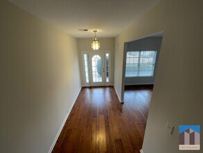 4205 Pointe Vecchio Cir in Cumming, GA - Foto de edificio - Building Photo