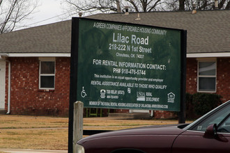 Lilac Road in Chouteau, OK - Building Photo - Building Photo