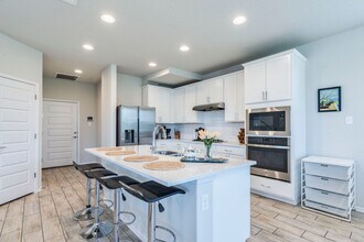 5629 Respinto Dr in Austin, TX - Building Photo - Building Photo
