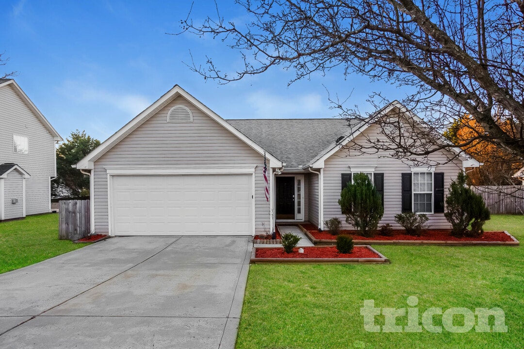 1041 Counselors Dr in Monroe, NC - Building Photo