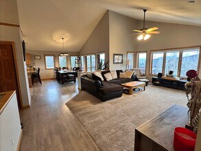 318 Blackberry Ln in Steamboat Springs, CO - Building Photo - Building Photo