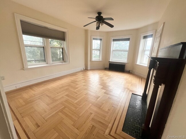 property at 1178 Warburton Ave