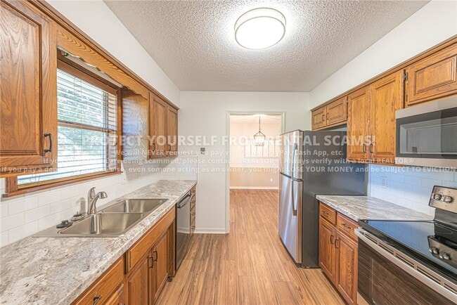 property at 14182 Mhoon Rd