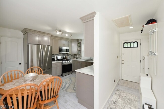 property at 118 Park Ln