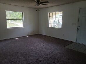 41 Hydrangea Ln in Debary, FL - Foto de edificio - Building Photo