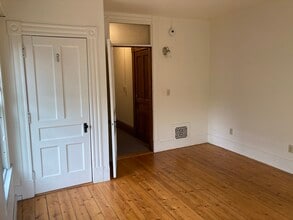 16 Sibley Ave, Unit Apt 3 (3BR, 1BA) in Montpelier, VT - Building Photo - Building Photo