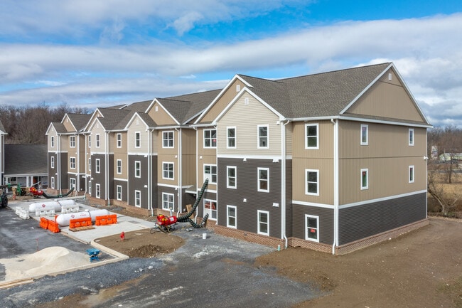 Normandy Lofts in Shippensburg, PA - Foto de edificio - Building Photo