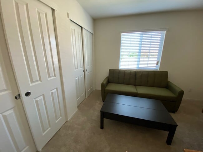 3522 Bayou Way in Sacramento, CA - Building Photo - Building Photo