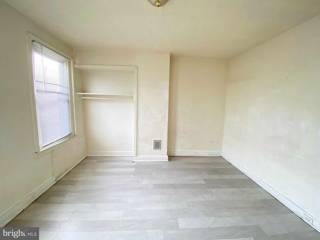 property at 3454 N Water St