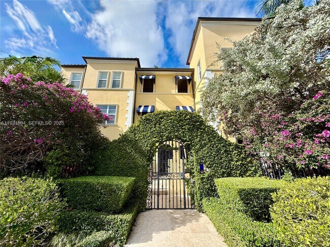 property at 4812 Pine Tree Dr