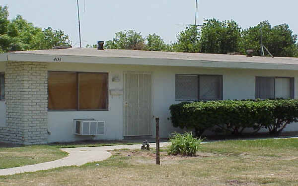 403-419 W Ramona Dr in Rialto, CA - Building Photo - Building Photo