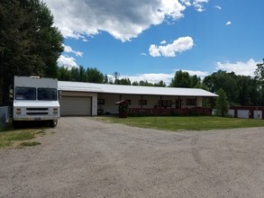 1080 S Park Loop Rd in Jackson, WY - Building Photo - Building Photo