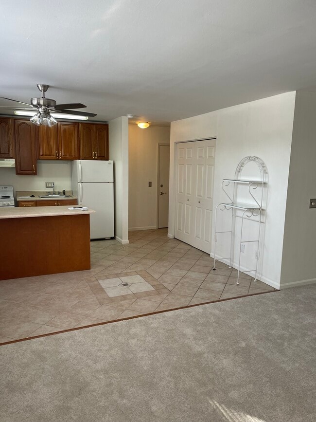 4612 Croftshire Dr in Dayton, OH - Foto de edificio - Building Photo