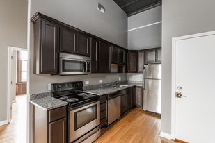 Five Twenty Virginia in Indianapolis, IN - Building Photo