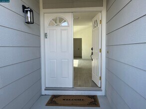 836 Luz Ct in Danville, CA - Building Photo - Building Photo