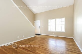 1751 Hickory Park Ln in Aurora, IL - Foto de edificio - Building Photo