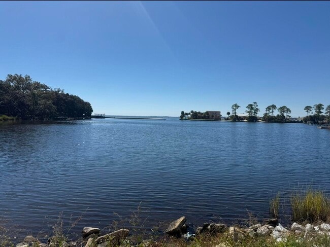 property at 34 Meigs Dr