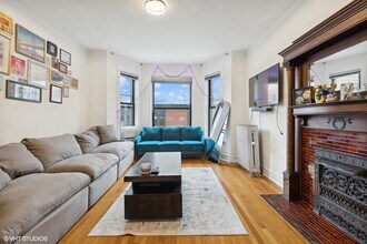 2957 N Halsted St in Chicago, IL - Building Photo - Building Photo