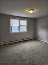 24 Wallace St in West Haven, CT - Building Photo - Building Photo