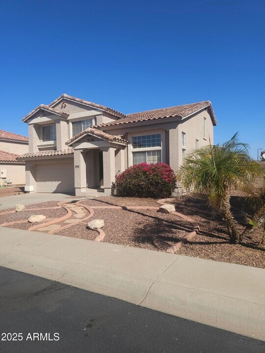 21998 W Morning Glory St in Buckeye, AZ - Building Photo