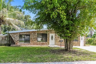 3880 Jackson Blvd in Fort Lauderdale, FL - Building Photo - Building Photo
