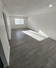 10900 SW 196th St in Cutler Bay, FL - Building Photo - Building Photo