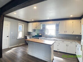 16140 8th Ave in Marne, MI - Building Photo - Building Photo