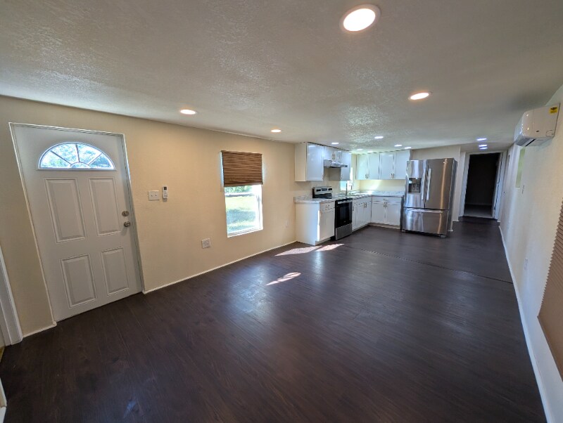 5072 SE 137th Pl in Summerfield, FL - Building Photo