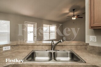 521 NW 14th Terrace in Cape Coral, FL - Building Photo - Building Photo