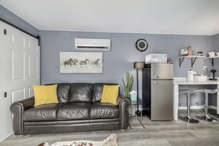 1215 Wimbee Dr in Charleston, SC - Building Photo