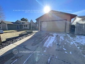 4142 S Laredo Way in Aurora, CO - Building Photo