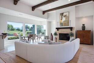 136 Royal St Georges Way in Rancho Mirage, CA - Building Photo