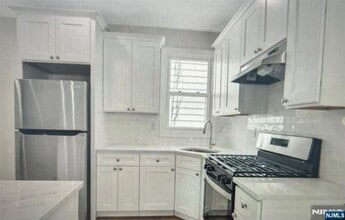 453 Banta Ave in Garfield, NJ - Building Photo - Building Photo