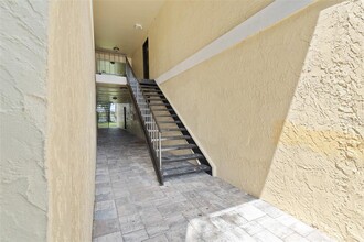 916 Lake Destiny Rd in Altamonte Springs, FL - Building Photo - Building Photo