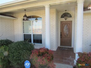 5812 Montrose Dr in Killeen, TX - Building Photo - Building Photo