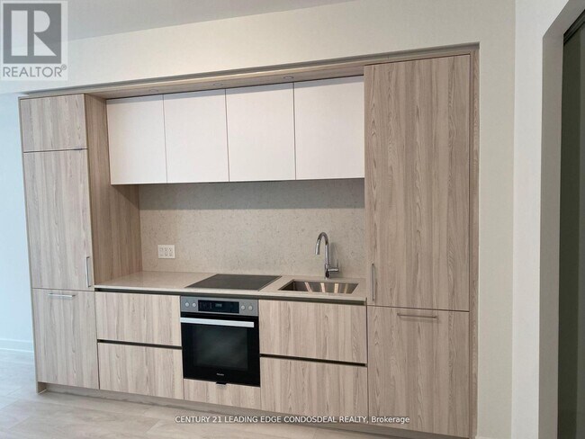 15-1215 Mercer St in Toronto, ON - Building Photo - Building Photo