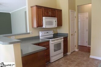 235 Highgate Cir in Greer, SC - Building Photo - Building Photo
