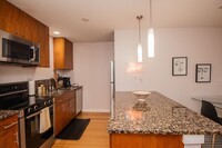 16 Miner St, Unit 401 in Boston, MA - Building Photo - Building Photo