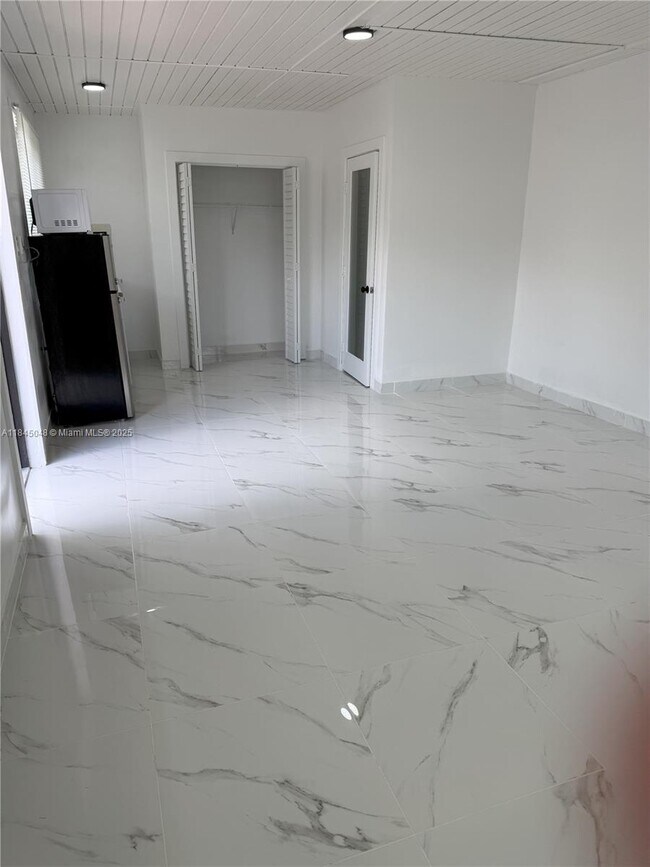 4700 SW 2nd Terrace in Coral Gables, FL - Building Photo - Building Photo