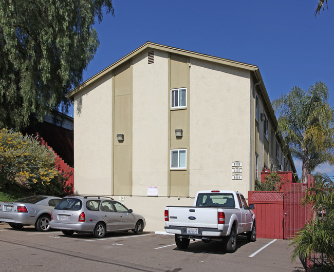 Alder Apartments in San Diego, CA - Building Photo - Building Photo