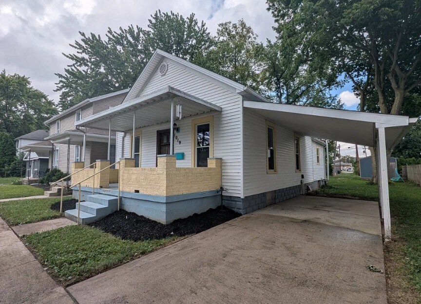 1019 Madison Ave in Piqua, OH - Building Photo