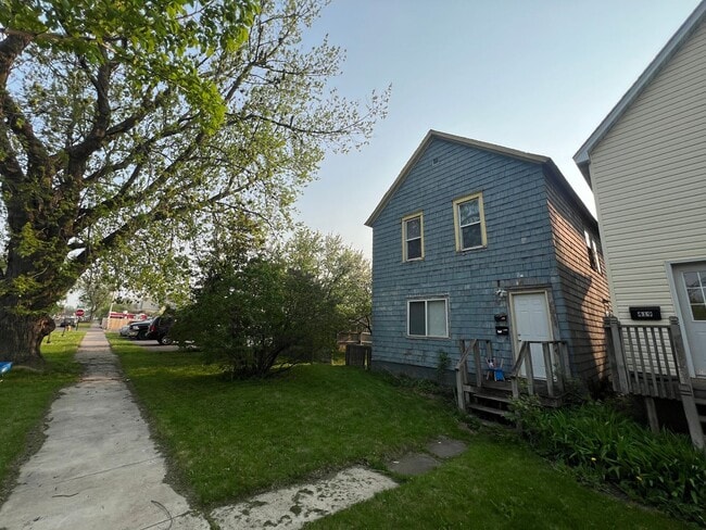property at 421 Cumming Ave