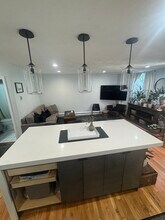 100 E Brookline St in Boston, MA - Building Photo - Building Photo