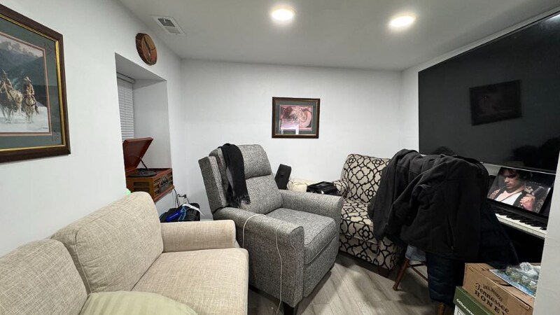 1254 N Bosworth Ave, Unit 1B in Chicago, IL - Building Photo