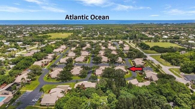 property at 7919 SE Villa Cir