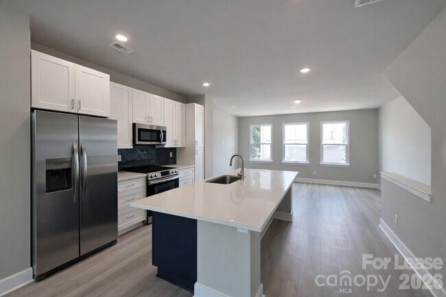 3928 Winterfield Pl in Charlotte, NC - Building Photo - Building Photo