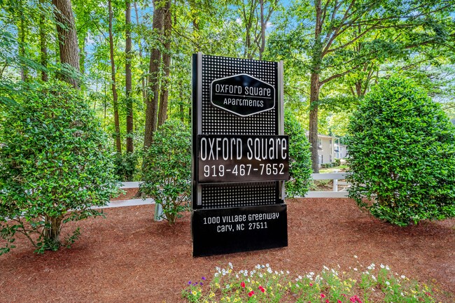 Oxford Square in Cary, NC - Building Photo - Building Photo