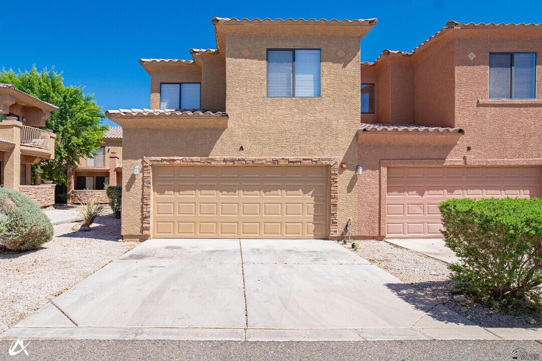 3558 W 22nd Pl in Yuma, AZ - Building Photo