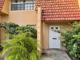 53 Ann Lee Ln in Tamarac, FL - Building Photo