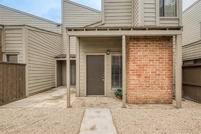1566 Prairie Grove Dr in Houston, TX - Building Photo - Building Photo